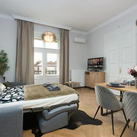 Panoramic Smart Penthouse Central View Of Grand Synagogue Apartment *